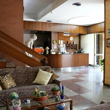 Sole Hotel 3*